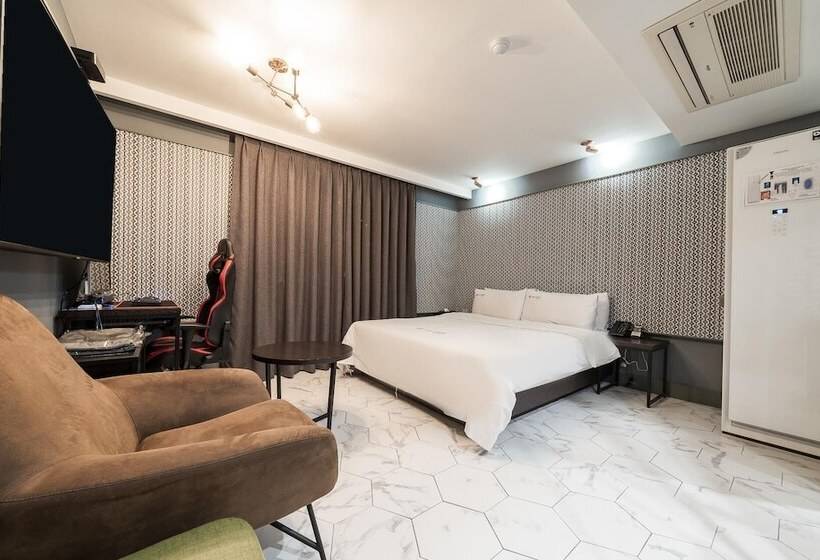 汽车旅馆 Incheon Aloha