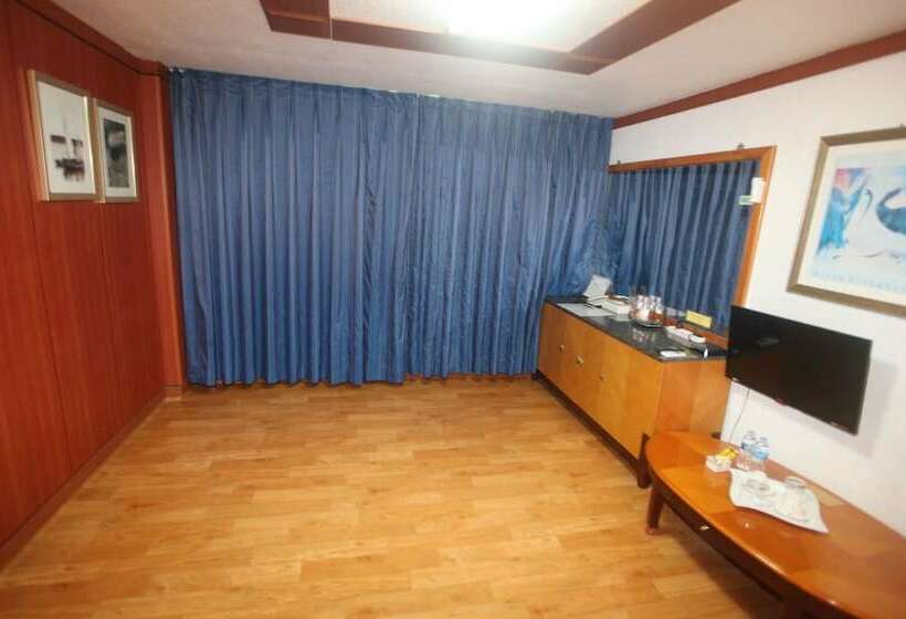 Мотель Uljin Baekam Springs