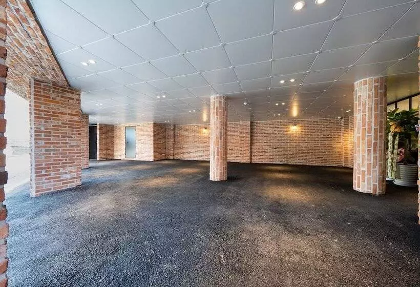 مُتل Yongin Everland Station G7