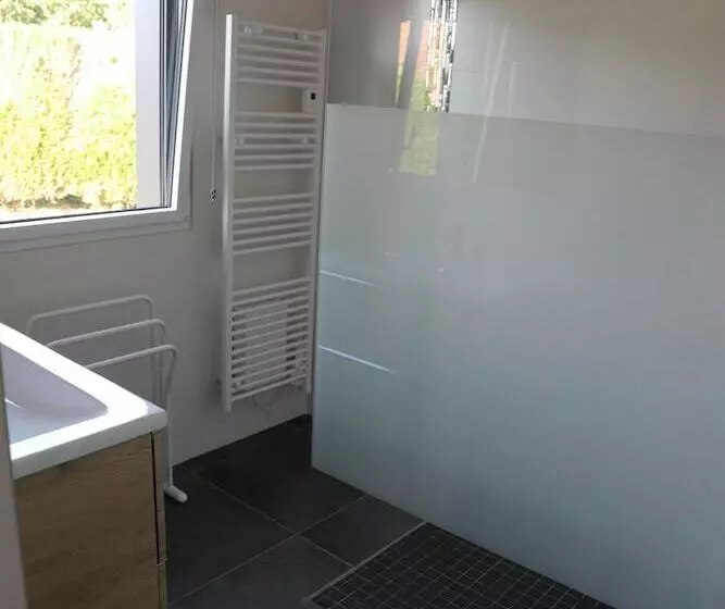 ペンション Le Clos Des Cajaviris