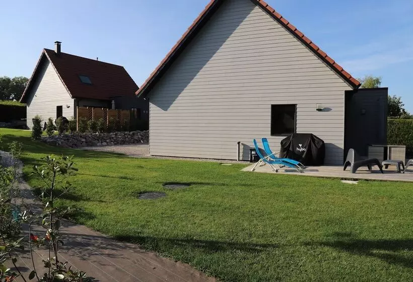 ペンション Le Clos Des Cajaviris