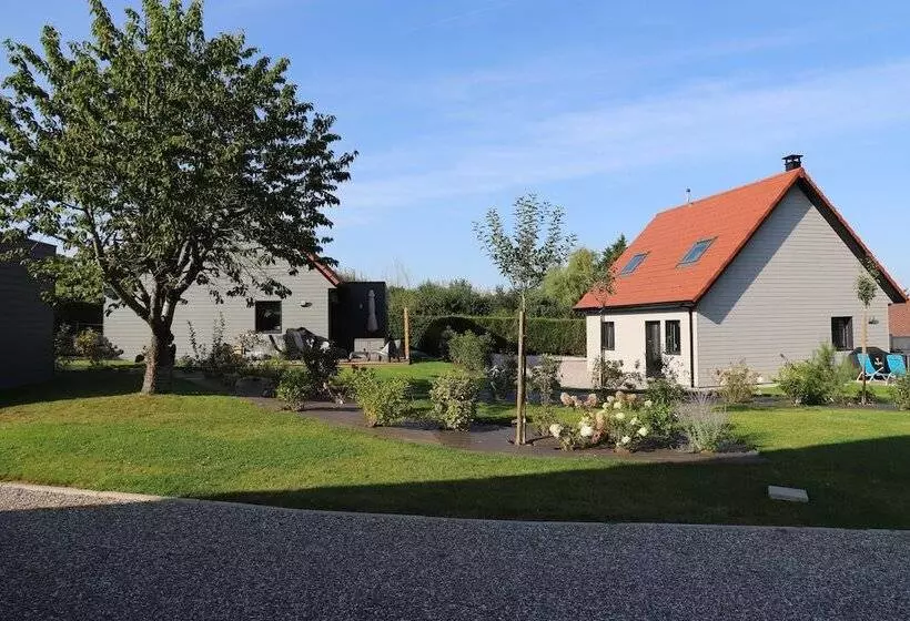 ペンション Le Clos Des Cajaviris