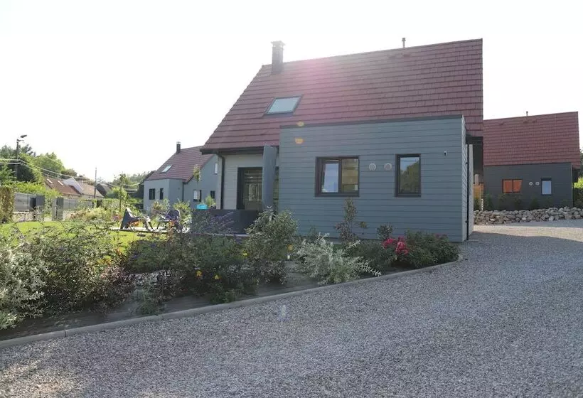 ペンション Le Clos Des Cajaviris