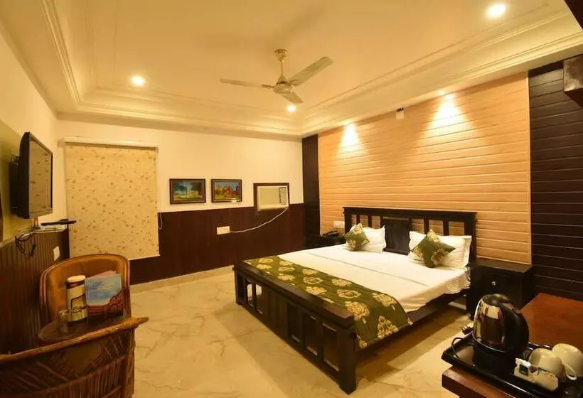 Majatalo Sagar Niwas