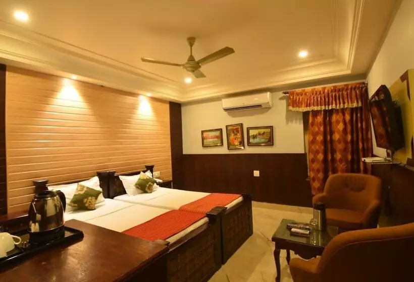 Majatalo Sagar Niwas