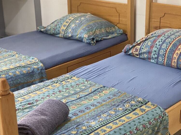 پانسیون Tirana City Rooms   Vatra E Lagjes By Paymán Club