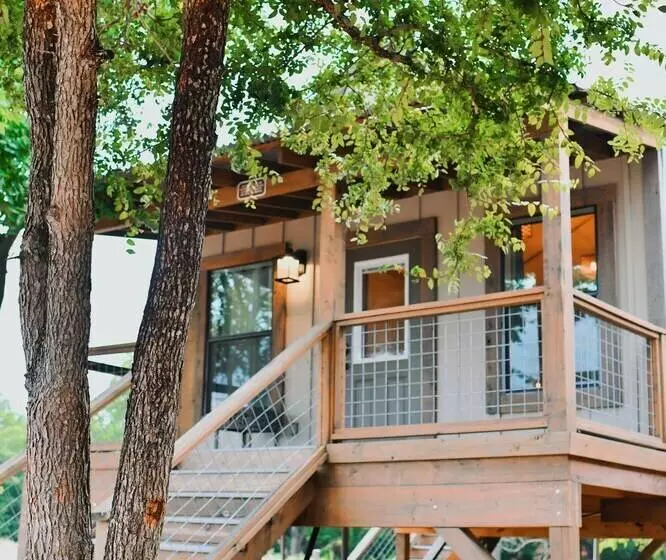 11 Son S Geronimo   Birdhouse Cabin