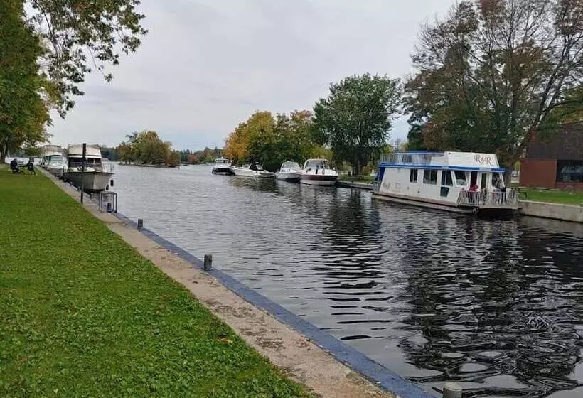 Bobcaygeon Bed And Breakfast