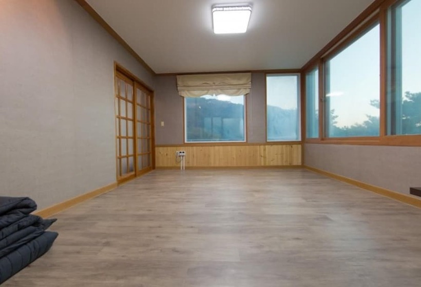 Boryeong Sook S Garden Pension