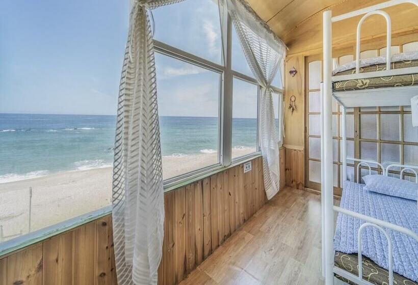 Gangneung Daleulsamkinbada Pension