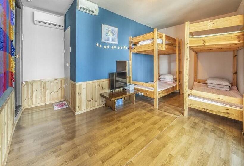 Gangneung Daleulsamkinbada Pension