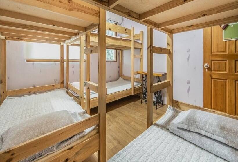 Gangneung Daleulsamkinbada Pension