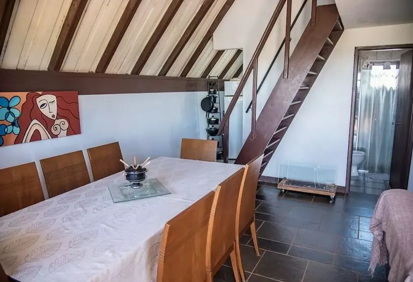 ホテル Chalés Da Cuesta