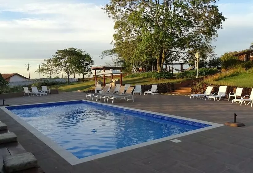 ホテル Chalés Da Cuesta