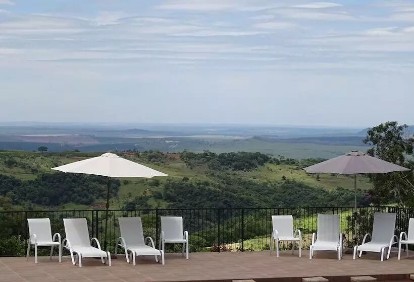 ホテル Chalés Da Cuesta