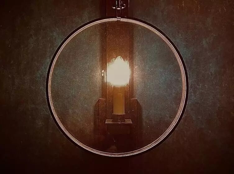 ホテル Chateau Denmark London