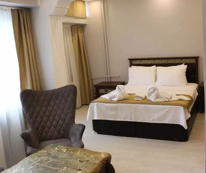 Hotel Class