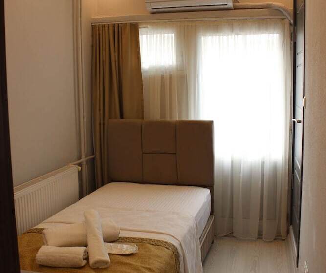 בית מלון כפרי Class