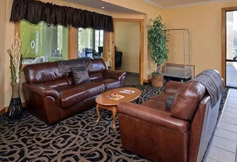 Hotelli Express Inn & Suites