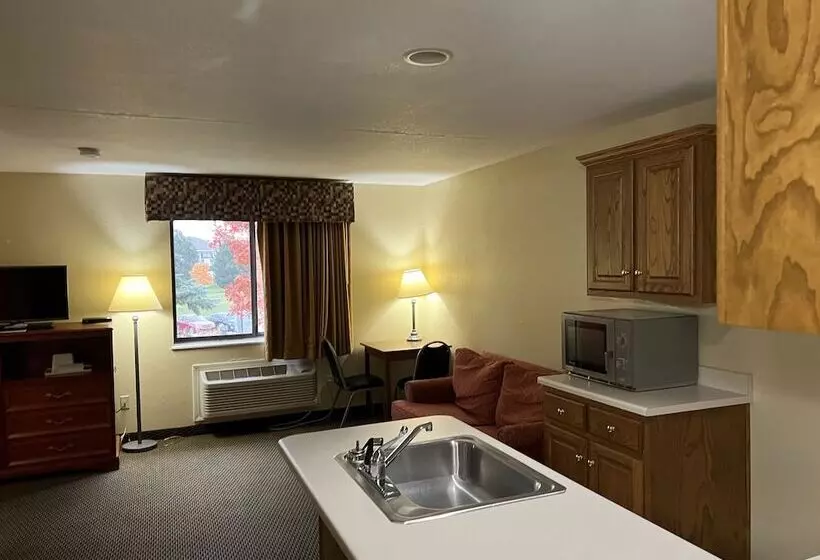 Hotelli Express Inn & Suites