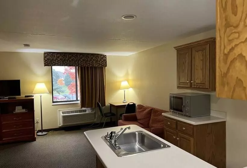 Hotelli Express Inn & Suites