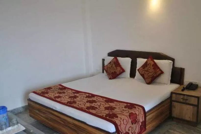 ホテル Goroomgo Mahaluxmi Palace Katra