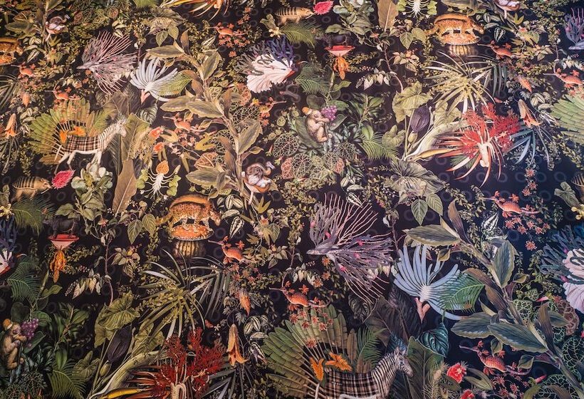 هتل Leo Boutique Rooms Adults Only