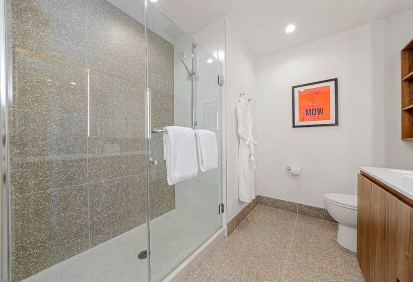 ホテル Level Chicago River North