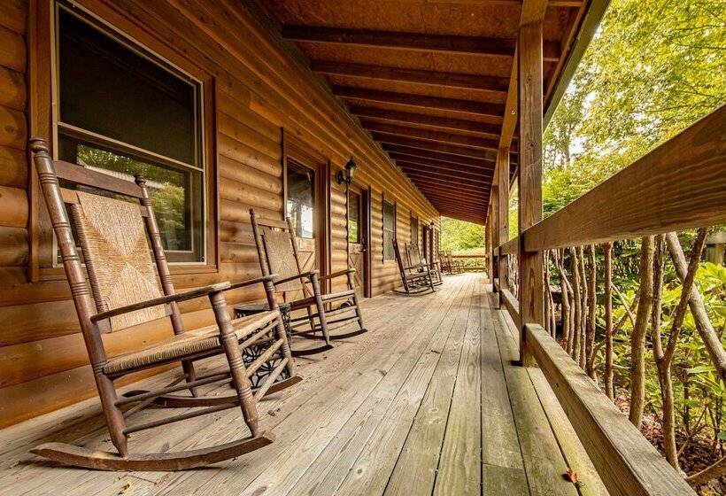 호텔 Mount Mitchell Eco Retreat