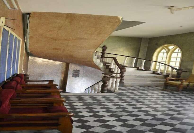 Nazara Hotel And Restaurant