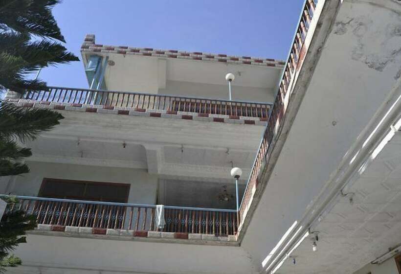 Nazara Hotel And Restaurant