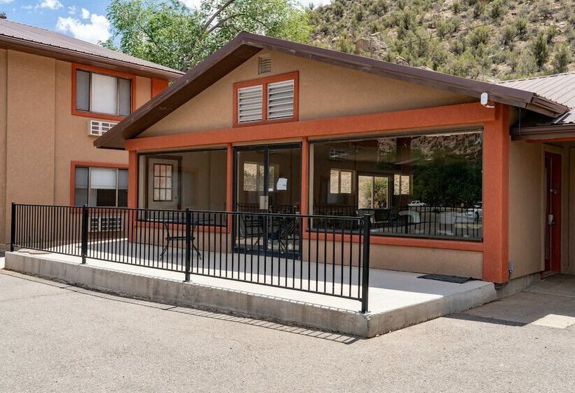 בית מלון כפרי Rimrock