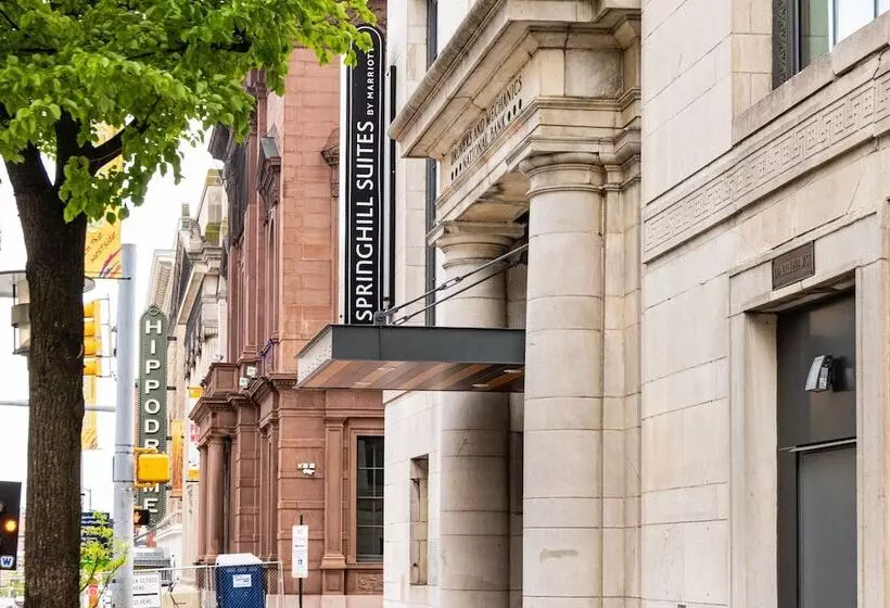 هتل Springhill Suites By Marriott Baltimore Downtown Convention Center Area