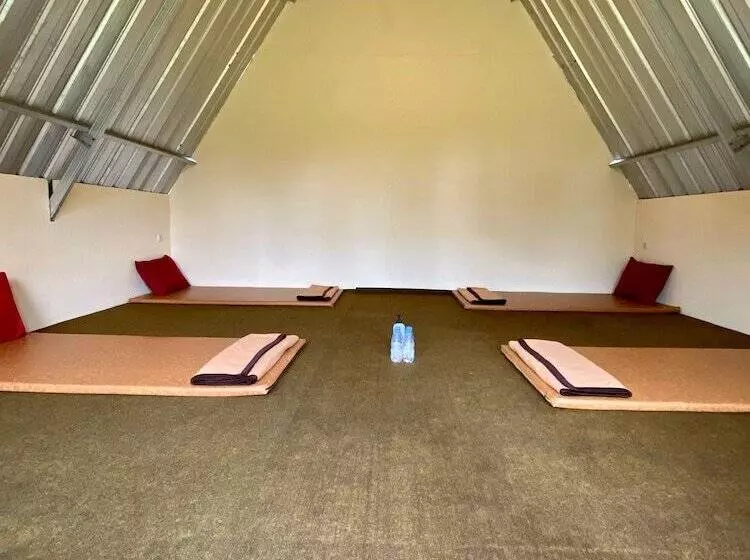 Hotel Supercamp Sakura Hills