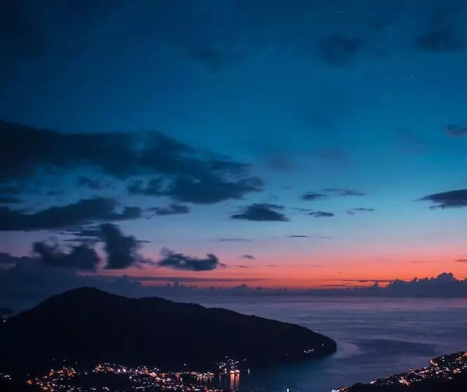 Tahuna Beach Hotel And Resort