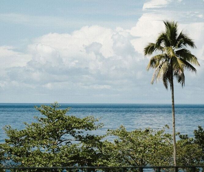 Tahuna Beach Hotel And Resort