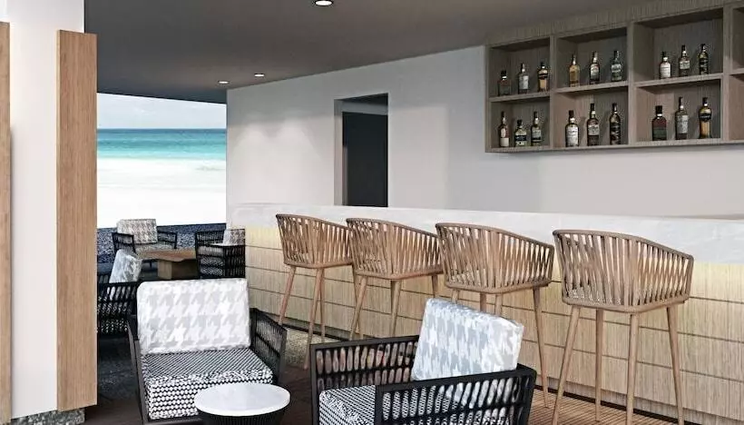 Tahuna Beach Hotel And Resort