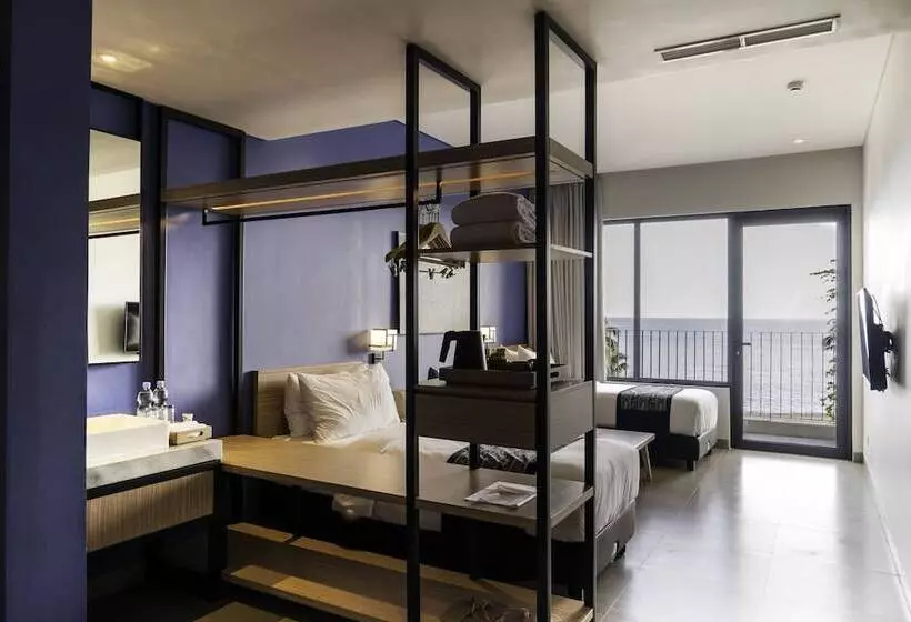 Tahuna Beach Hotel And Resort