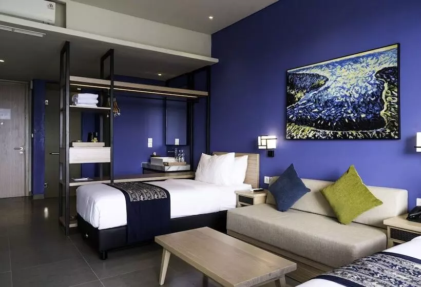 Tahuna Beach Hotel And Resort