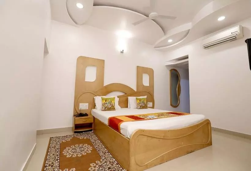 Hotelli The Leef Inn