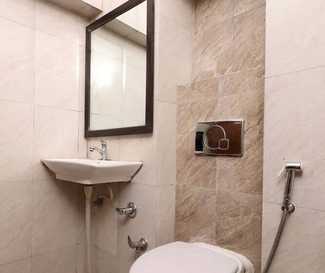 בית מלון כפרי The Leef Inn