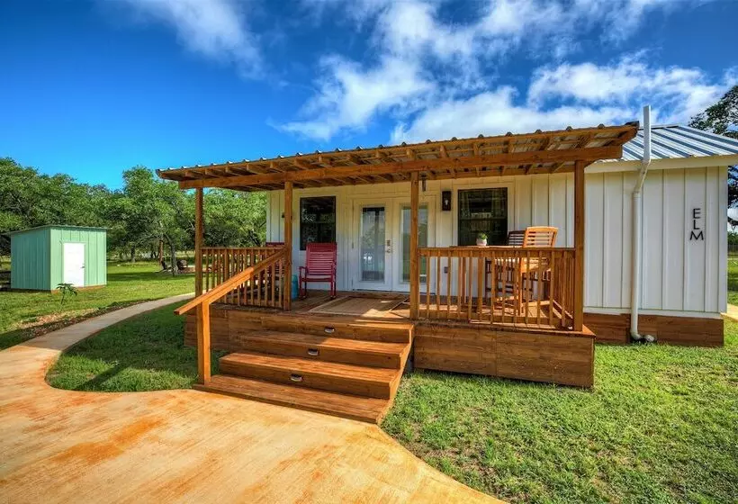 Luxurious & Intimate Cottage In Fred Wine Country!