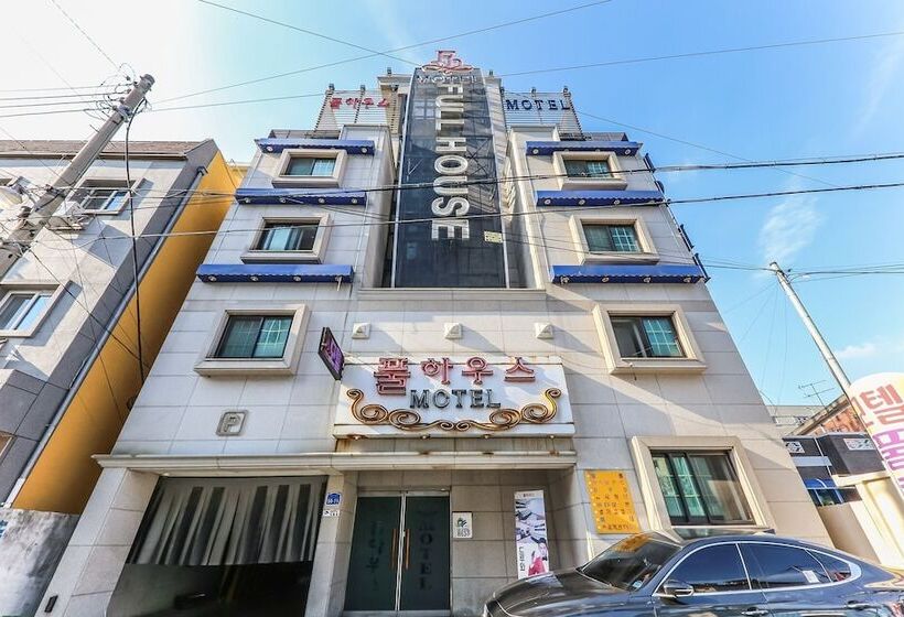 מוטל Daejeon Yucheon Full House