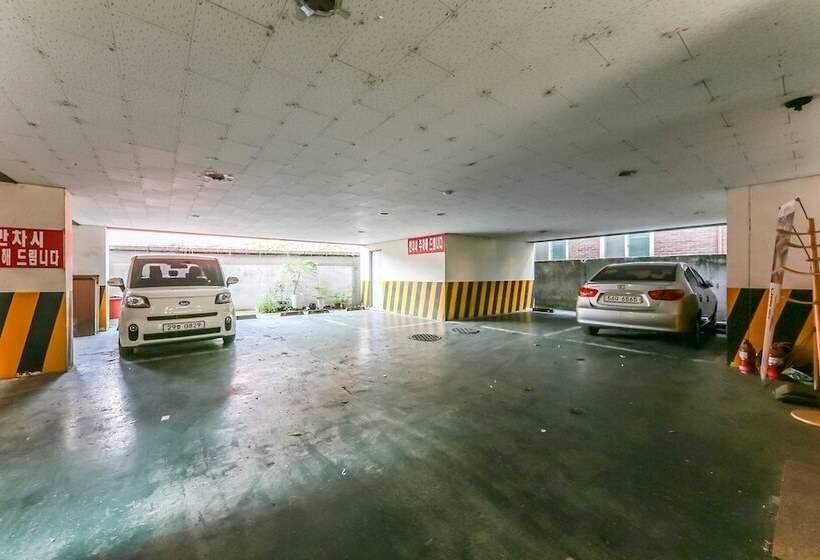 מוטל Daejeon Yucheon Full House