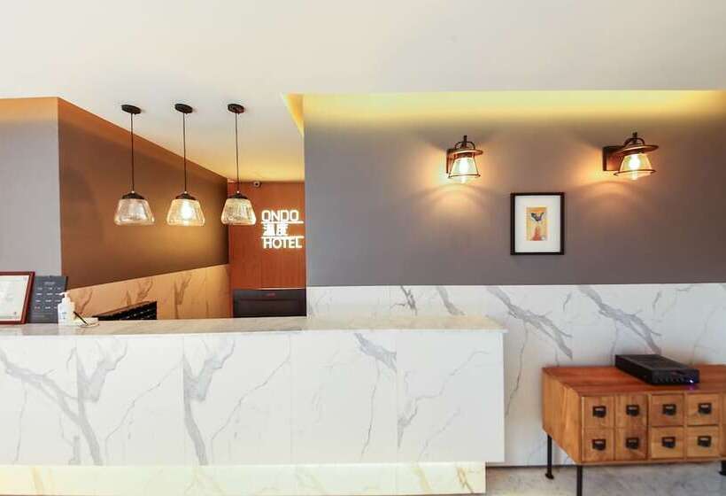 汽车旅馆  Jinju Hotel Ondo