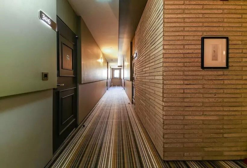مُتل Jinju Hotel Ondo