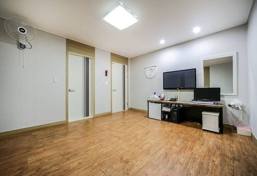 Motel Pohang Mundeok Hit