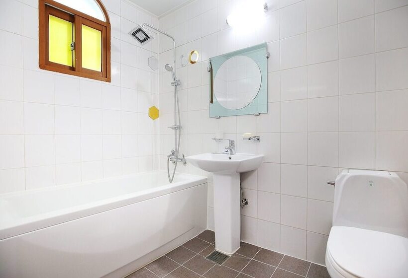 汽车旅馆  Yesan Bobos