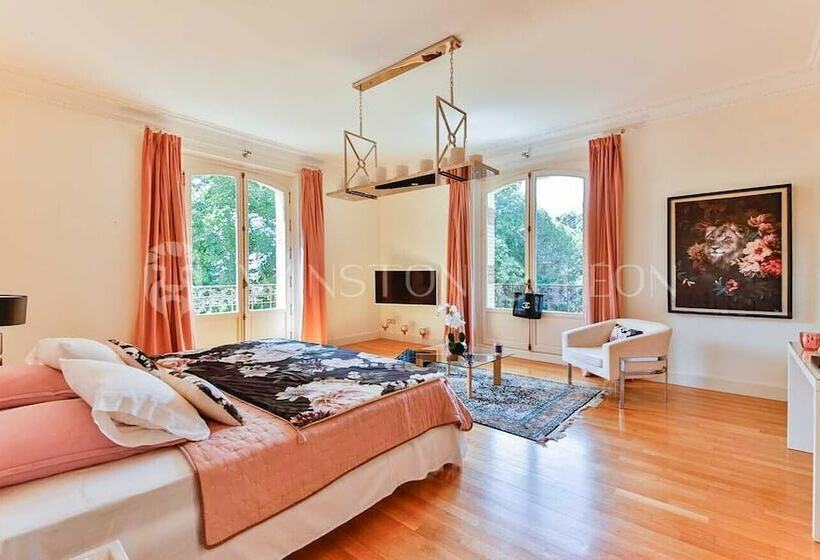 פנסיון Château De La Feuilleraie