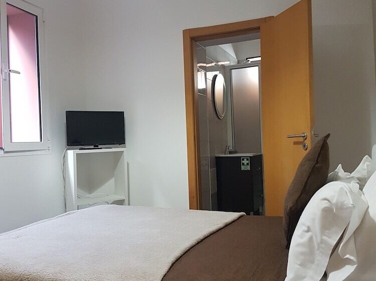 پانسیون Fx Carvalhal